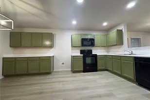 9121 Old Clydesdale Dr, Fort Worth, TX 76123 - Photo 10