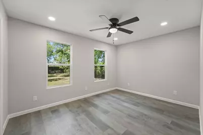 917 N Wood Street, Denton, TX 76209 - Photo 20