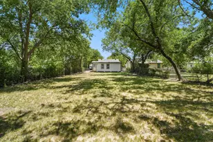 917 N Wood St, Denton, TX 76209 - Photo 28