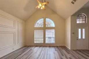 1401 Summercrest Ln, McKinney, TX 75069 - Photo 2