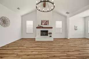 109 Observation Ct, Aledo, TX 76008 - Photo 8