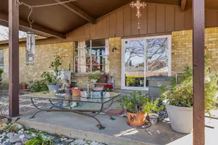 2012 York Dr, Edgecliff Village, TX 76134 - Photo 32