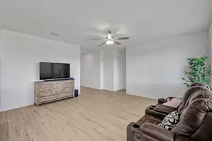 336 Ardsley Ln, Princeton, TX 75407 - Photo 6