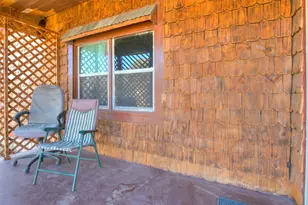 1303 N 7th St, Ballinger, TX 76821 - Photo 6