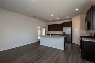 7500 Continental Dr, McKinney, TX 75071 - Photo 4