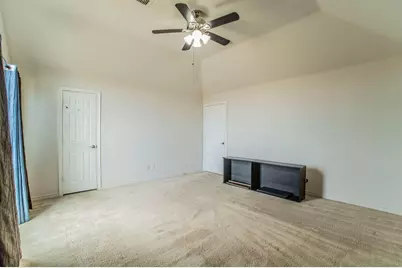 317 Crescent Creek Lane, Fort Worth, TX 76140 - Photo 22