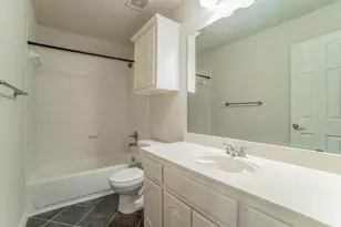 317 Crescent Creek Ln, Fort Worth, TX 76140 - Photo 24