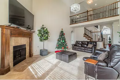 317 Crescent Creek Lane, Fort Worth, TX 76140 - Photo 6