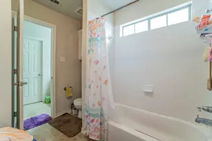 317 Crescent Creek Ln, Fort Worth, TX 76140 - Photo 32