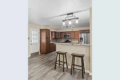 2419 Bentley Avenue, Dallas, TX 75211 - Photo 16