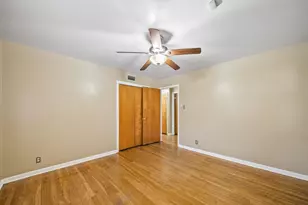 2419 Bentley Ave, Dallas, TX 75211 - Photo 28