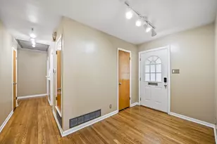 2419 Bentley Ave, Dallas, TX 75211 - Photo 6