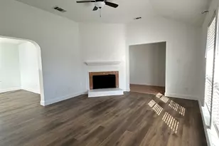 2006 Oakglen Dr, Garland, TX 75040 - Photo 4