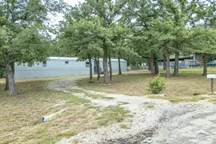 146 Deerwood Ln, Springtown, TX 76082 - Photo 6