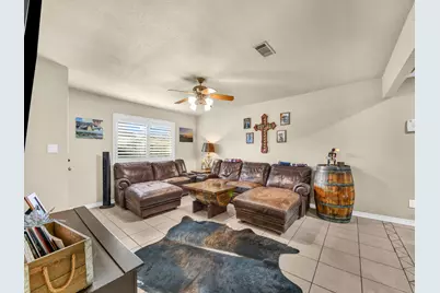325 Huggins Drive, Springtown, TX 76082 - Photo 6