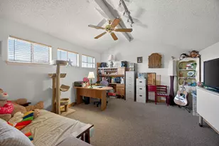 2411 Amber Hill Ln, Euless, TX 76039 - Photo 16