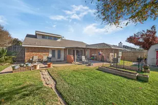 2411 Amber Hill Ln, Euless, TX 76039 - Photo 26