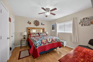 2411 Amber Hill Ln, Euless, TX 76039 - Photo 18