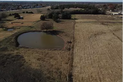 2123 S Hampton Road, Glenn Heights, TX 75154 - Photo 4