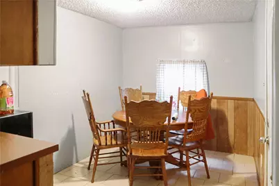 2412 25th Street, Fort Worth, TX 76106 - Photo 4