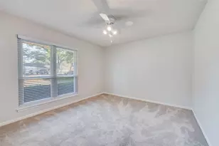 1902 Green Meadow Ct, Arlington, TX 76013 - Photo 6