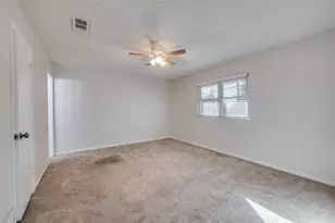 1902 Green Meadow Ct, Arlington, TX 76013 - Photo 18