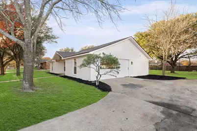 336 Oakwood Lane, Hewitt, TX 76643 - Photo 4