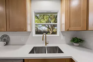 336 Oakwood Ln, Hewitt, TX 76643 - Photo 12