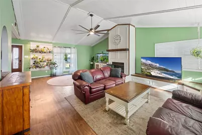 1250 Valencia Lane, Lewisville, TX 75067 - Photo 4