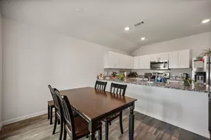 909 Avagail Ave, Springtown, TX 76082 - Photo 12