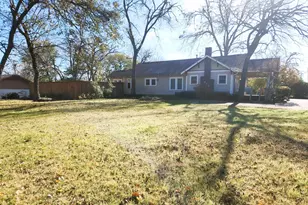 708 N Rockwall Ave, Terrell, TX 75160 - Photo 12