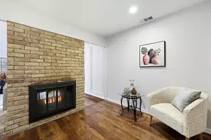 1021 Westminster Ln, Mansfield, TX 76063 - Photo 4