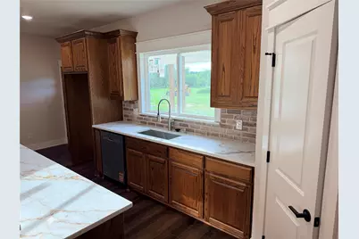 518 Strong Street, Bowie, TX 76230 - Photo 10