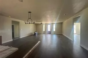 518 Strong St, Bowie, TX 76230 - Photo 8