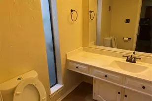 606 Old Country Rd, Duncanville, TX 75137 - Photo 12