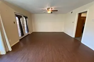 606 Old Country Rd, Duncanville, TX 75137 - Photo 8