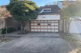 606 Old Country Rd, Duncanville, TX 75137 - Photo 1