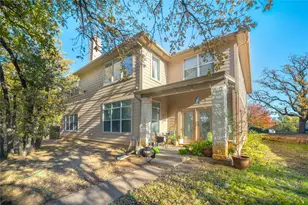 2812 Pinnacle Dr, Burleson, TX 76028 - Photo 38