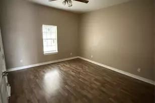 911 Elm St, Sweetwater, TX 79556 - Photo 8