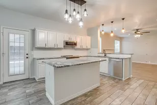 4812 Parkmount Dr, Fort Worth, TX 76137 - Photo 18