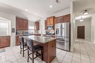 312 Salisbury Dr, Anna, TX 75409 - Photo 2