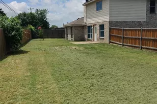 222 Chesterfield Cir, Waxahachie, TX 75165 - Photo 38