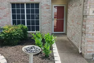 222 Chesterfield Cir, Waxahachie, TX 75165 - Photo 6