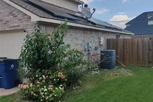 222 Chesterfield Cir, Waxahachie, TX 75165 - Photo 4