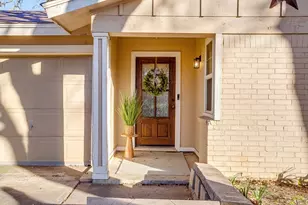 7036 Crabtree Ln, North Richland Hills, TX 76182 - Photo 1