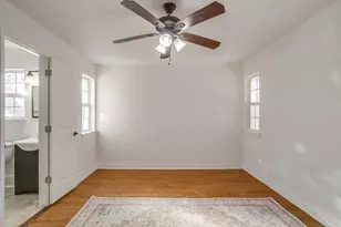 7036 Crabtree Ln, North Richland Hills, TX 76182 - Photo 20