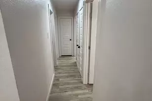 2913 White Oak Ln, Bedford, TX 76021 - Photo 14