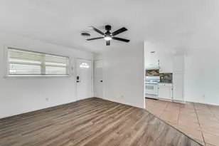 606 Overlook Dr, Midlothian, TX 76065 - Photo 4