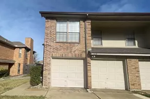 1226 W Hudgins St, Grapevine, TX 76051 - Photo 1