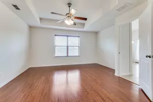 1013 Bird Creek Dr, Little Elm, TX 75068 - Photo 4